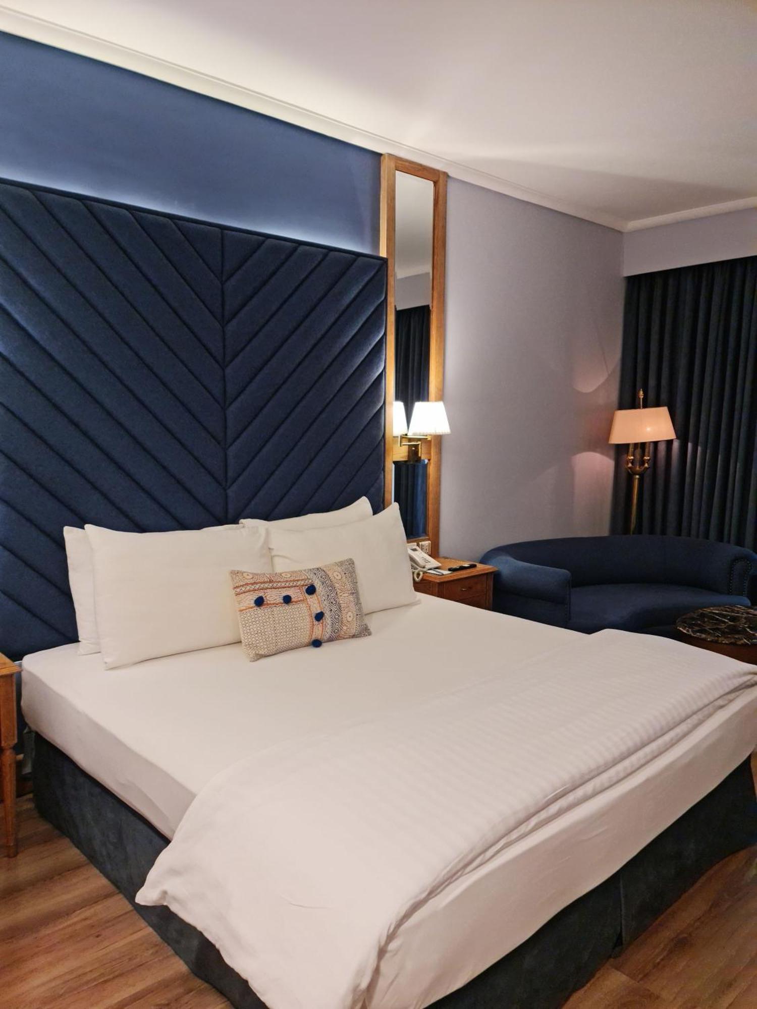 Hotel Crown Plaza Islámábád Exteriér fotografie