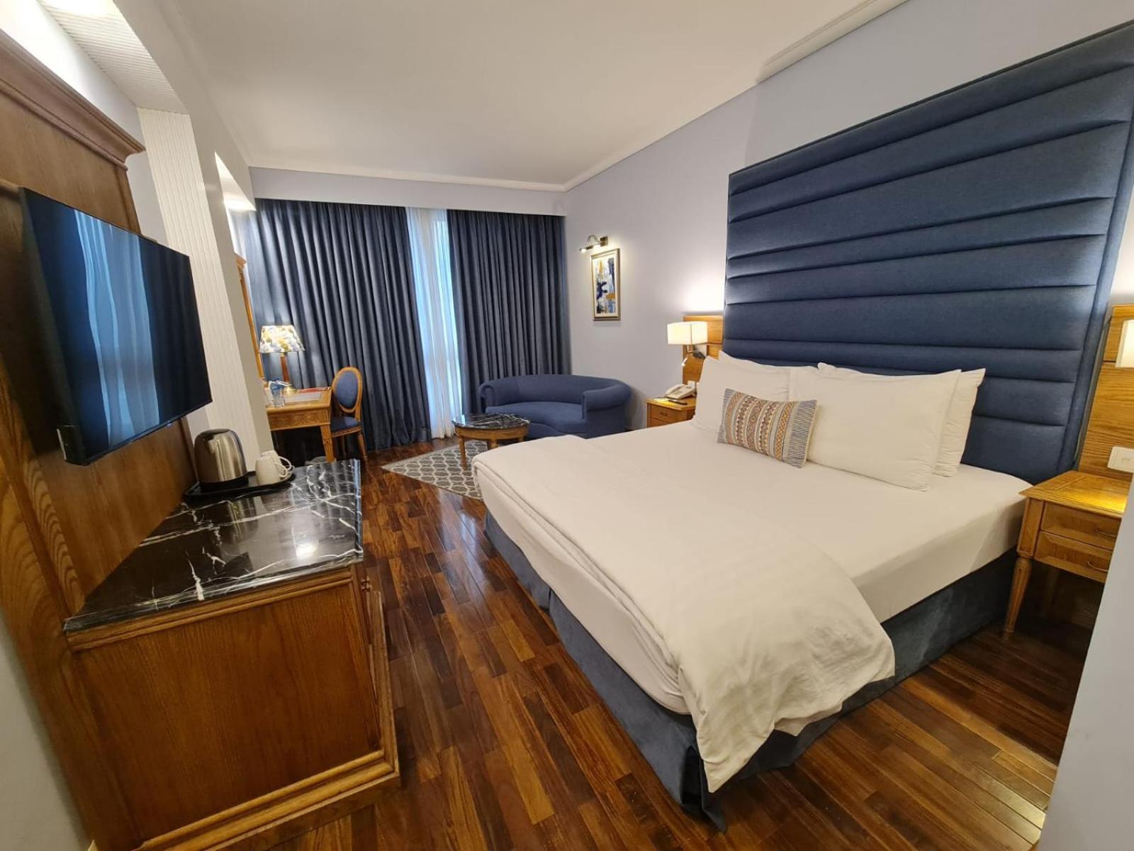 Hotel Crown Plaza Islámábád Exteriér fotografie